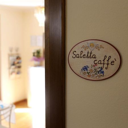 La Casa Di Pimpi Bed & Breakfast Десенцано дел Гарда Екстериор снимка