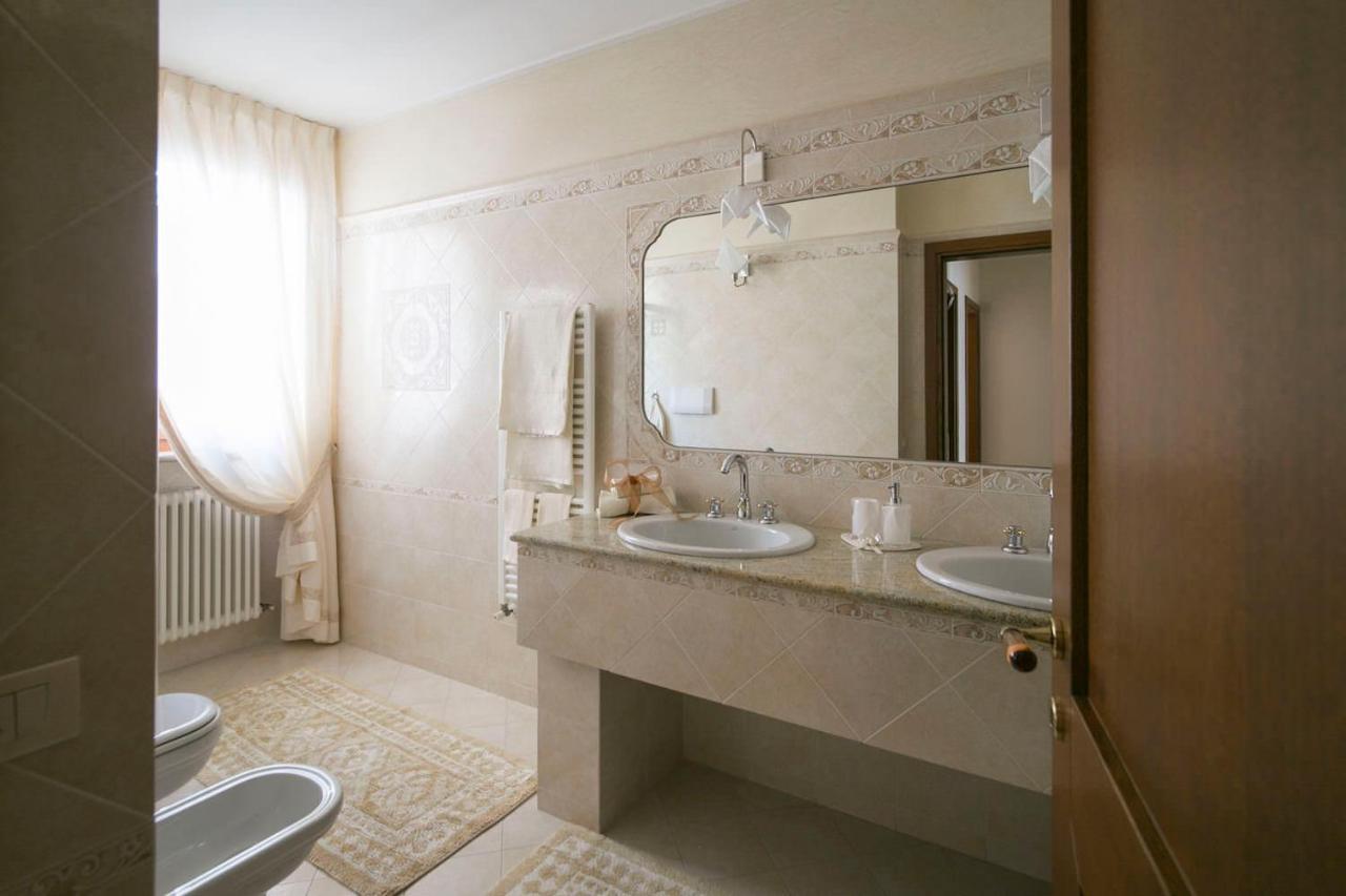 La Casa Di Pimpi Bed & Breakfast Десенцано дел Гарда Екстериор снимка