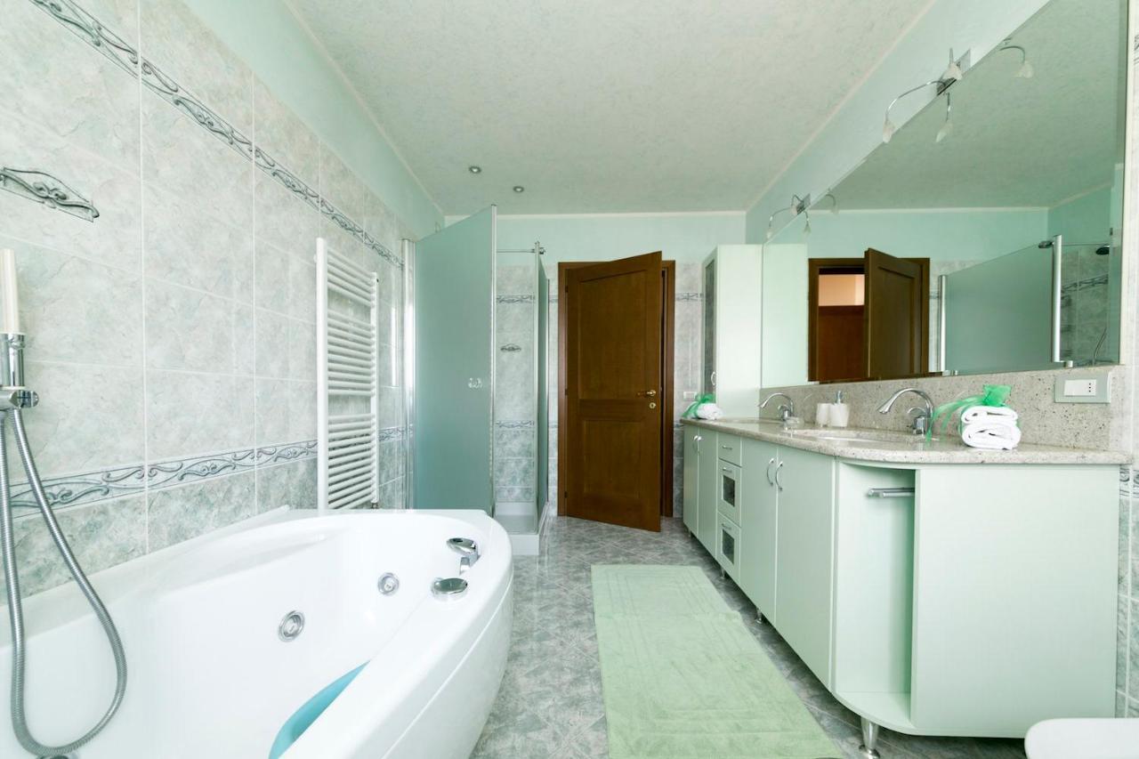 La Casa Di Pimpi Bed & Breakfast Десенцано дел Гарда Екстериор снимка