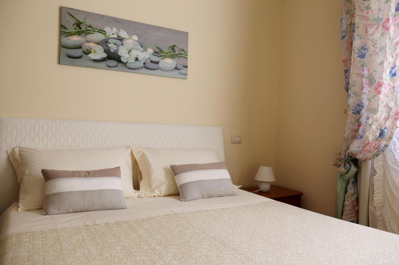 La Casa Di Pimpi Bed & Breakfast Десенцано дел Гарда Екстериор снимка