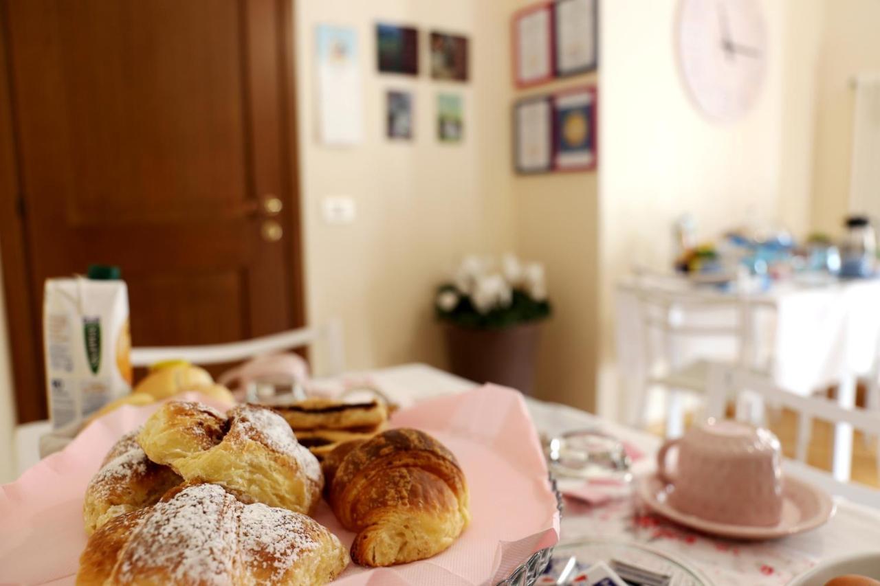 La Casa Di Pimpi Bed & Breakfast Десенцано дел Гарда Екстериор снимка